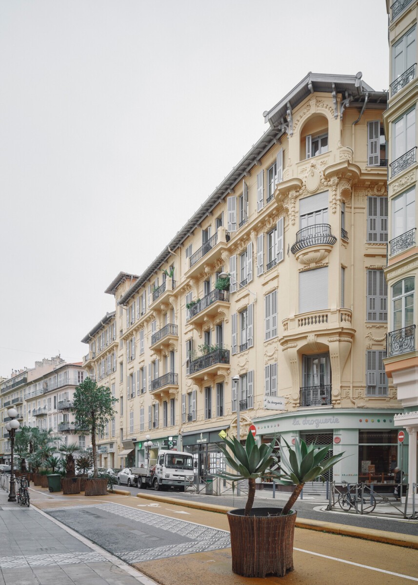 27 Rue Hôtel des Postes